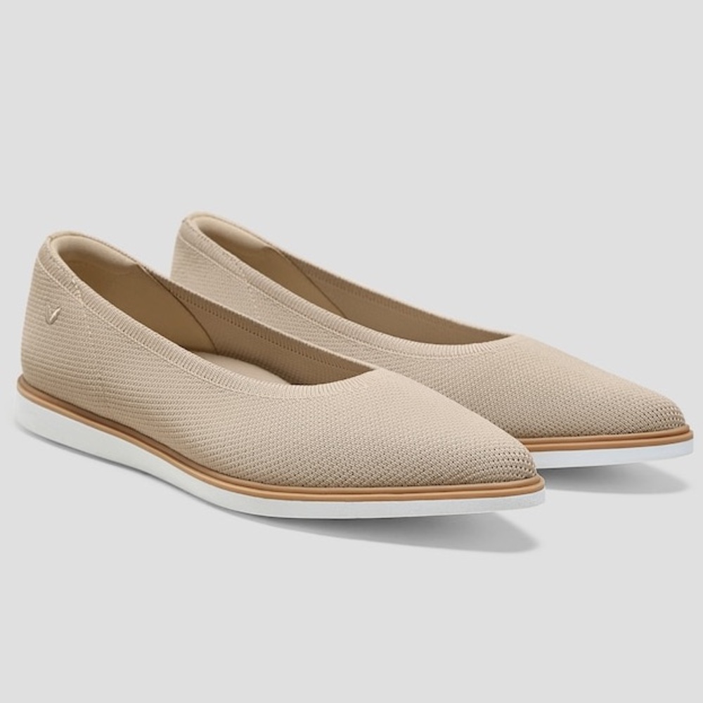 Vivaia Veronica Cream Point Toe All Day Standing Flats Comfortable Size 8 - Picture 2 of 16